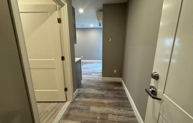 Studio, 1 bath, $1,900, Unit 303