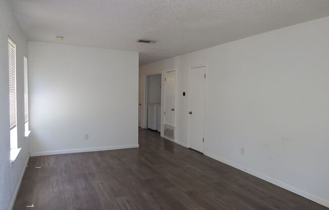 Hill Country Duplex - 1/2 Acre - Oak Hill - Cool 2Bd 1.5 BA - Totally Remodeled - Carport - $1700