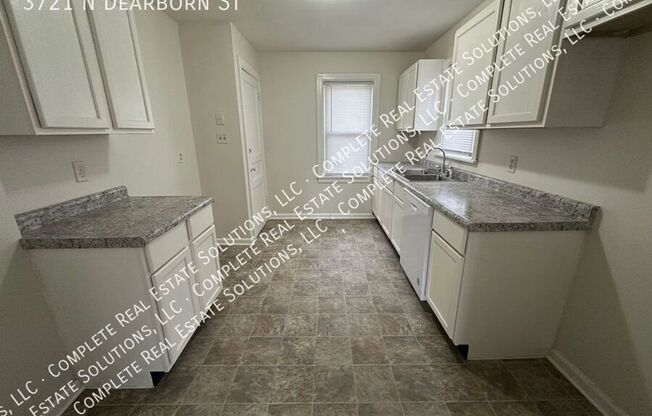 3 beds, 1 bath, $1,195