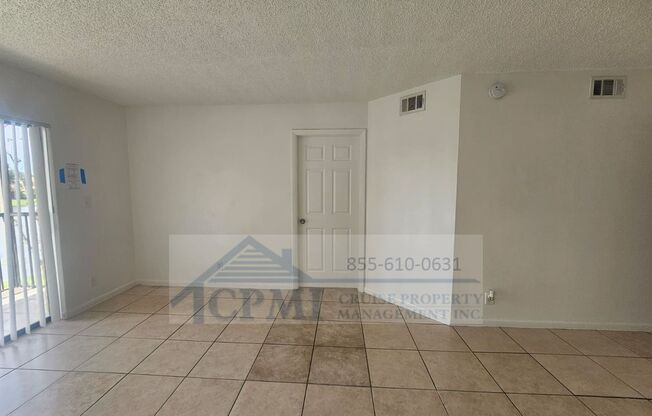 2 beds, 2 baths, 850 sqft, $2,095, Unit 2-210