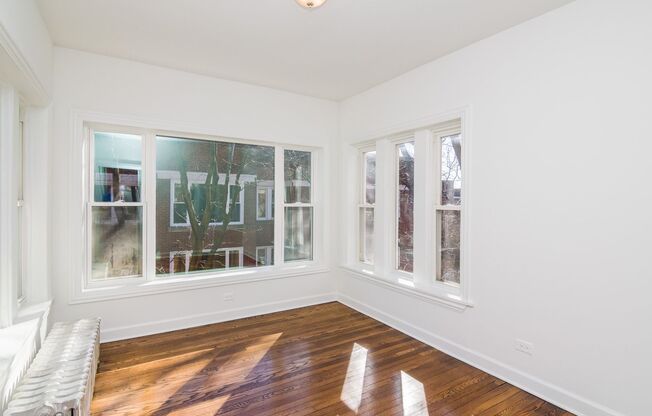 1 bed, 1 bath, 750 sqft, $1,650, Unit 6581-2