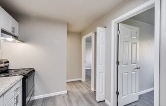 2 beds, 1 bath, 775 sqft, $1,099, Unit 1000 - A4