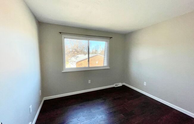 3 Bed-1.5 Bath Condo In Avon Lake