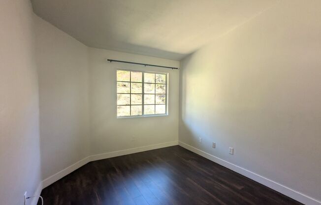 2 beds, 2 baths, $2,750, Unit UNIT 2737