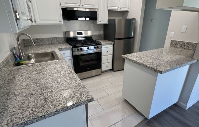 1 bed, 1 bath, 760 sqft, $1,680, Unit 604