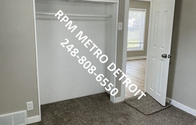 2 beds, 1 bath, $1,250, Unit (NO)