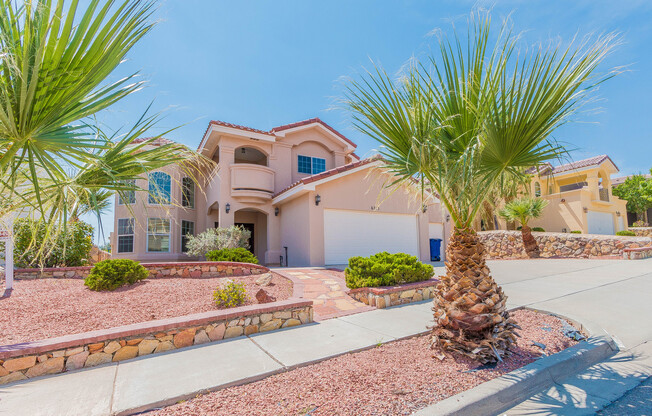 Stunning 4 bedroom, 2.5 bath home in West El Paso!