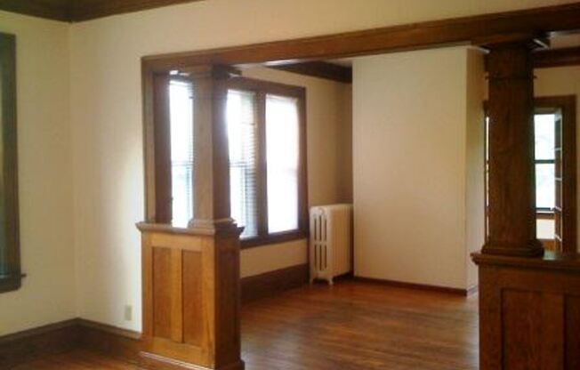 Dinkytown Apartment