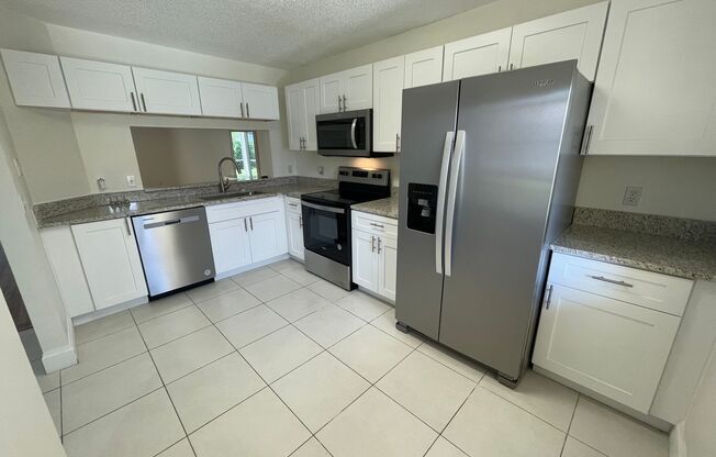 2 beds, 2 baths, $2,300