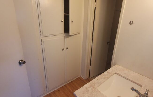 1 bed, 1 bath, $1,750, Unit 39