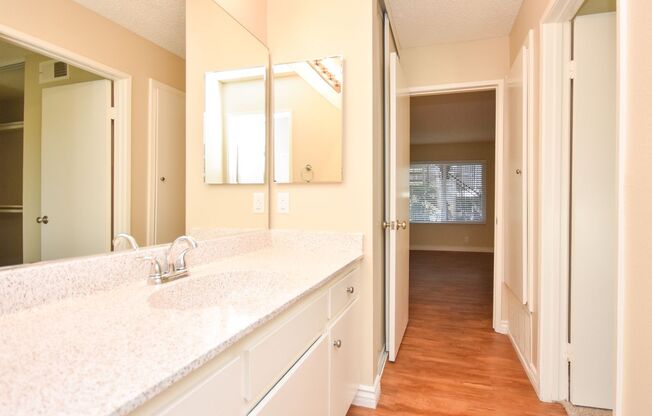 1 bed, 1 bath, 625 sqft, $2,350, Unit 215
