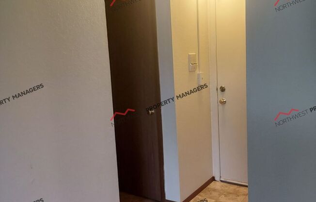 1 bed, 1 bath, 459 sqft, $1,095, Unit 1121-404
