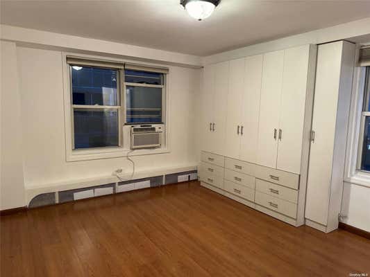 3 beds, 2 baths, 1,250 sqft, $3,850, Unit 10J