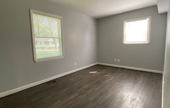 3 beds, 1 bath, $1,499