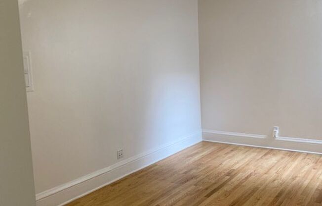 03RD ST 574