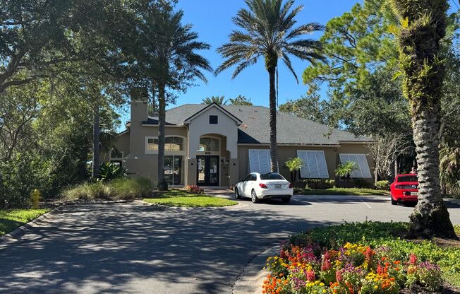 2 beds, 2 baths, $1,700