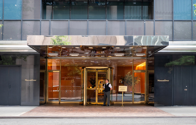 15 West 53rd St. 21C
