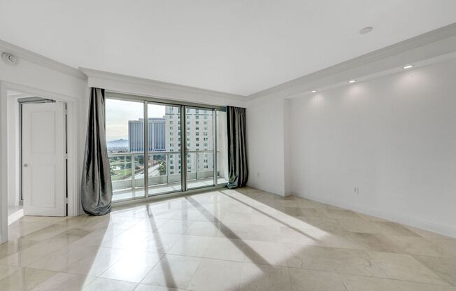 1 bed, 1.5 baths, $1,900, Unit # 804