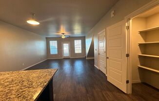 3 beds, 2.5 baths, $1,495