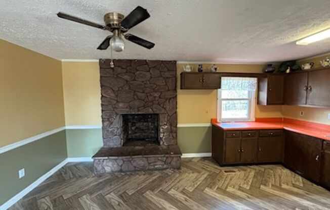 3718 Pioneer Dr