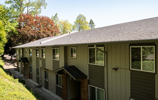 Skyline Apartments | Exterior