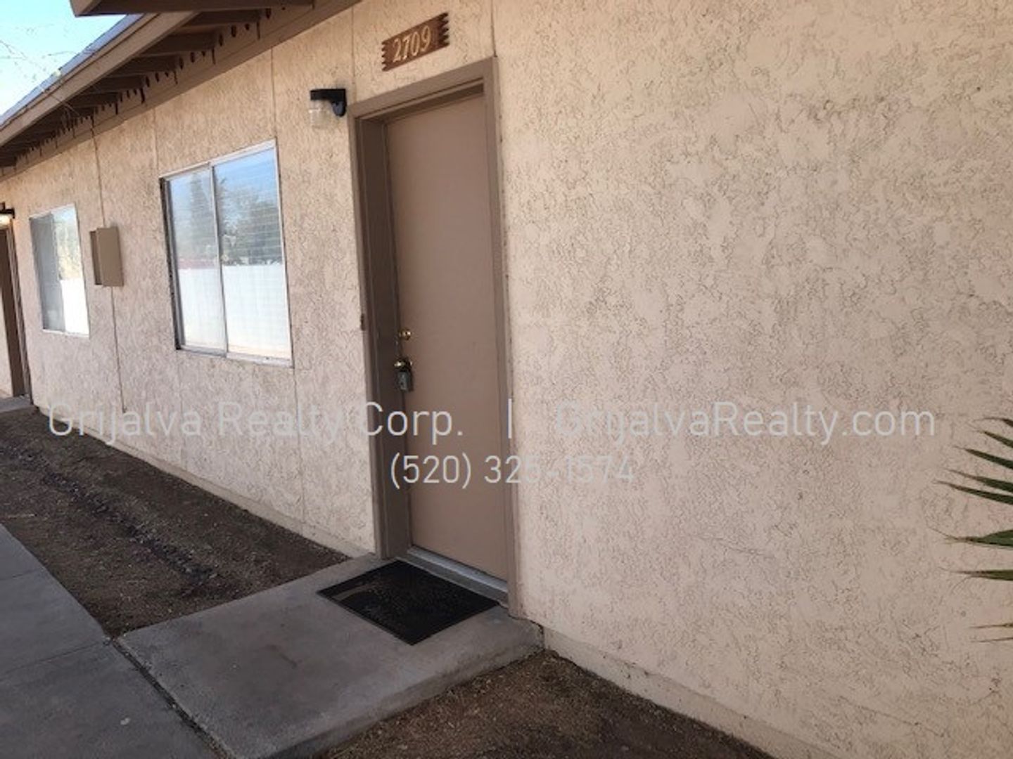 2709 N. Fair Oaks   Maintenance