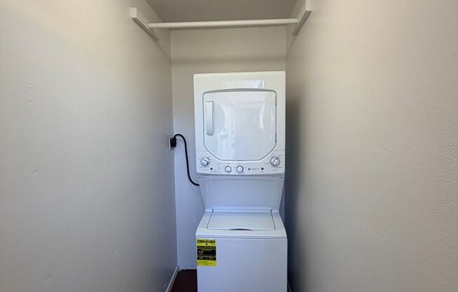 1 bed, 1 bath, 750 sqft, $2,255, Unit 716