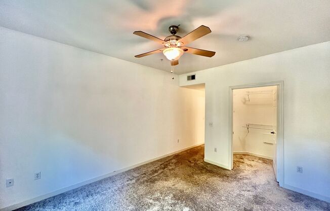 Cozy 2BD/2BA Condo in Grantville with Fireplace, Balcony & W/D