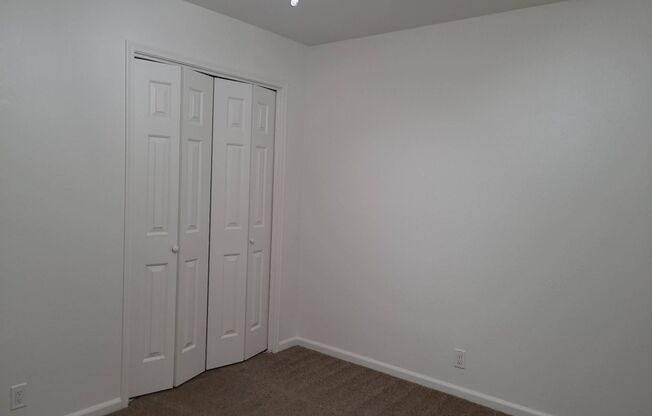 930 W 8th Place Apts LLC-(4046)-21143246