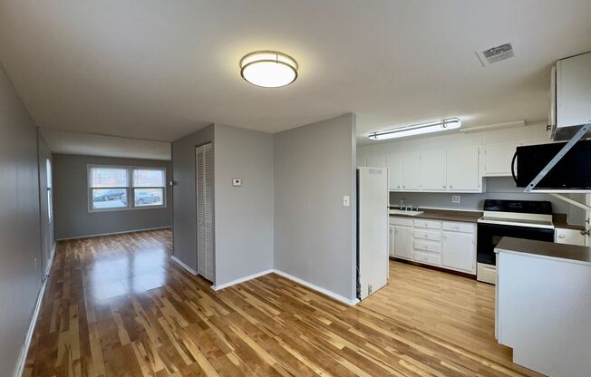 Charming 3 Bed/1.5Bath in Parkville, MD!