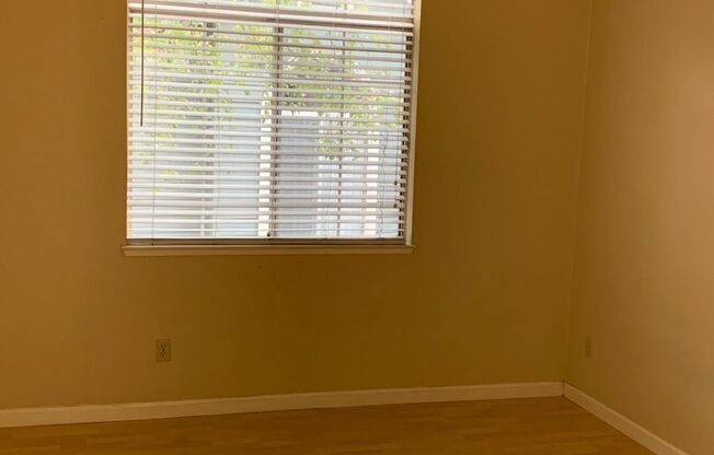 2 beds, 2 baths, $2,500