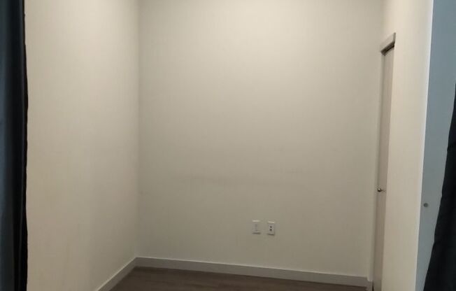 1 bed, 1 bath, 630 sqft, $1,745, Unit 111