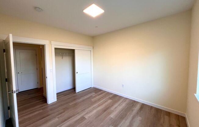 2 beds, 1 bath, $1,875, Unit A104