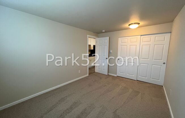 1 bed, 1 bath, $1,050, Unit 14406-02