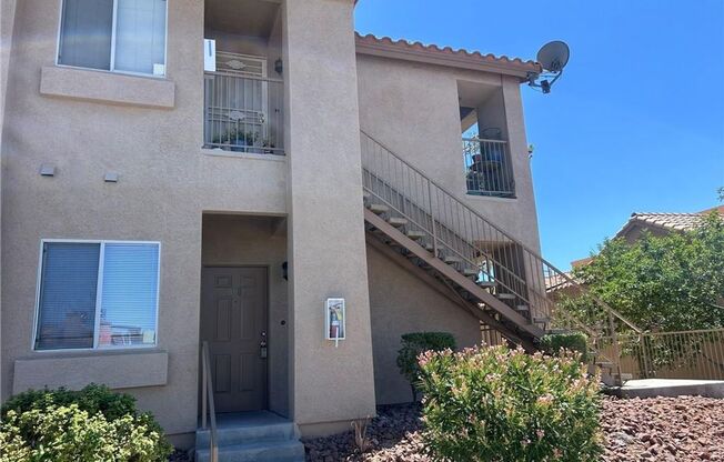 2 beds, 2 baths, $1,250, Unit Building 21