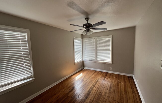 103 THOMAS JEFFERSON DR