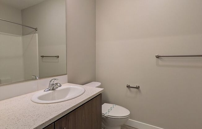 Studio, 1 bath, 412 sqft, $1,275, Unit 304