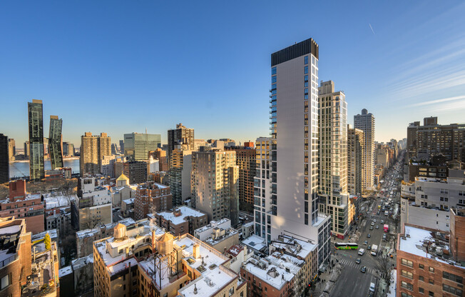 2 beds, 2 baths, $12,200, Unit 18C