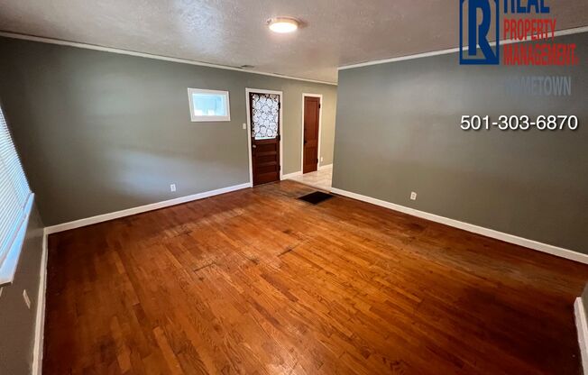 4424 E DR