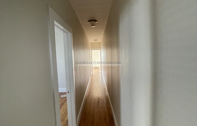 366 CRES ST