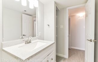 6608 South Freeway