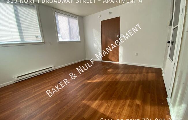 315 N BROADWAY ST