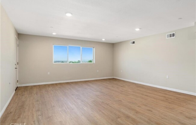 13710 FOOTHILL BLVD