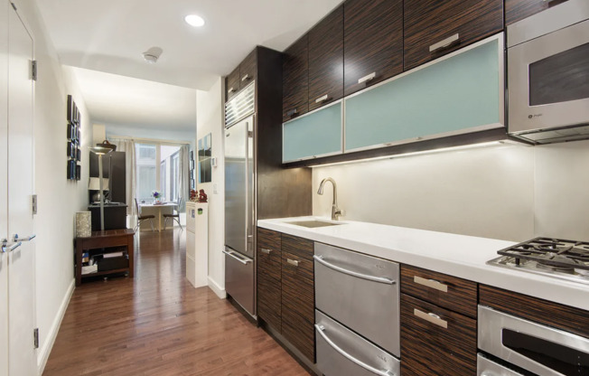 1 bed, 1 bath, 563 sqft, $4,300, Unit 3A