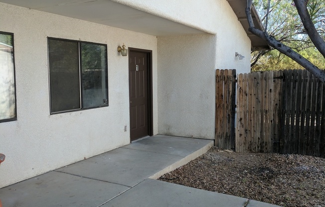 2 Bedrooms and 2 Bath Rental