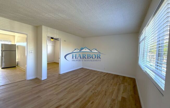 12302 S INGLEWOOD AVE