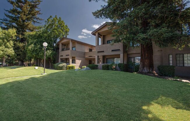 3 beds, 2 baths, 1,400 sqft, $2,195, Unit 6512