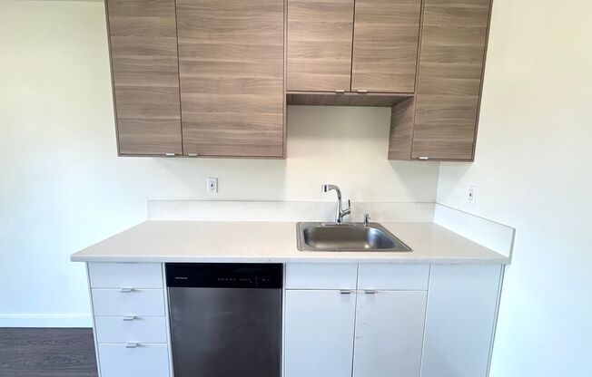 **1 month FREE rent** Holgate Lofts