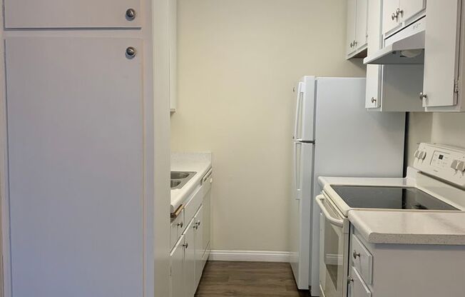 1 bed, 1 bath, 660 sqft, $2,180, Unit 02