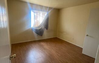 2 beds, 1 bath, 663 sqft, $750, Unit 16